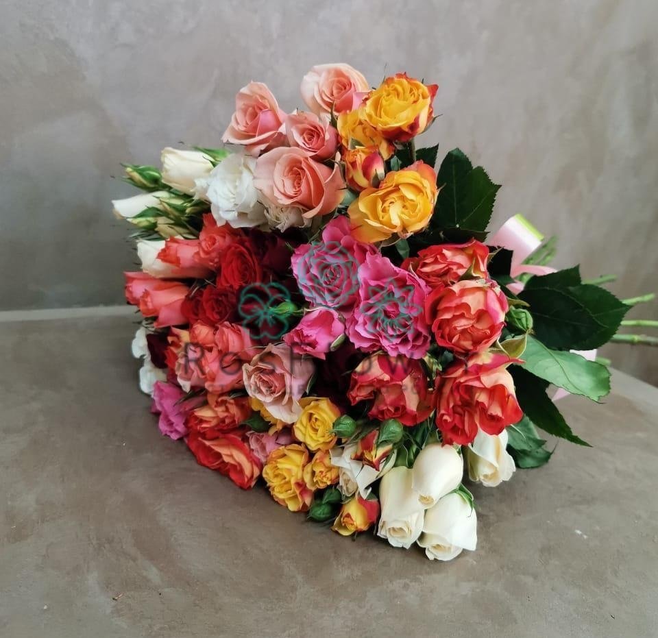 Букет цветов из: Розы в Дигоре