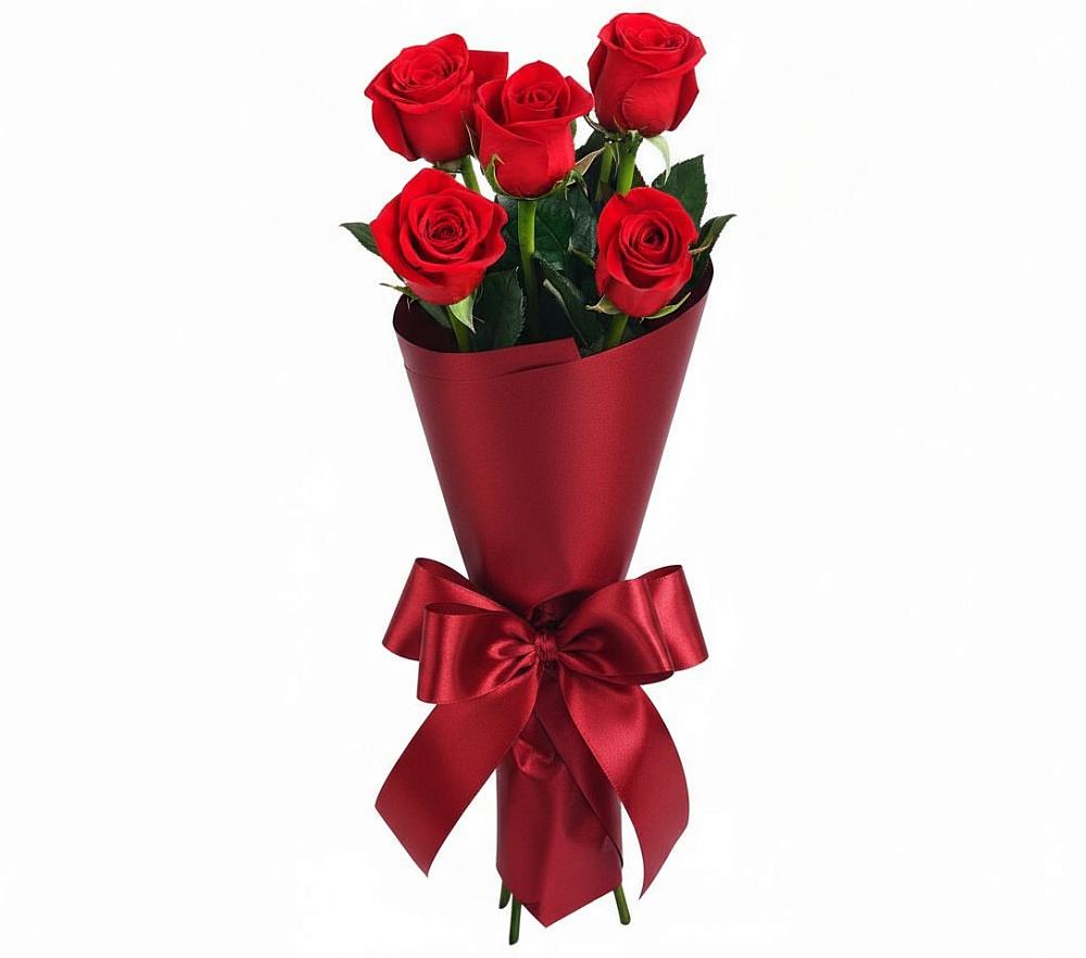 Букет 5 Красных роз Эдлесс Лав в Дигоре