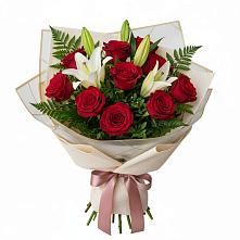 Букет цветов из:  Лилии и Розы в Дигоре