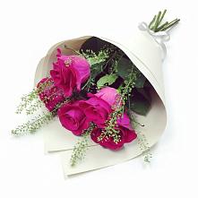 Букет цветов из:  Розы #REPLACE_PRED# Дигоре