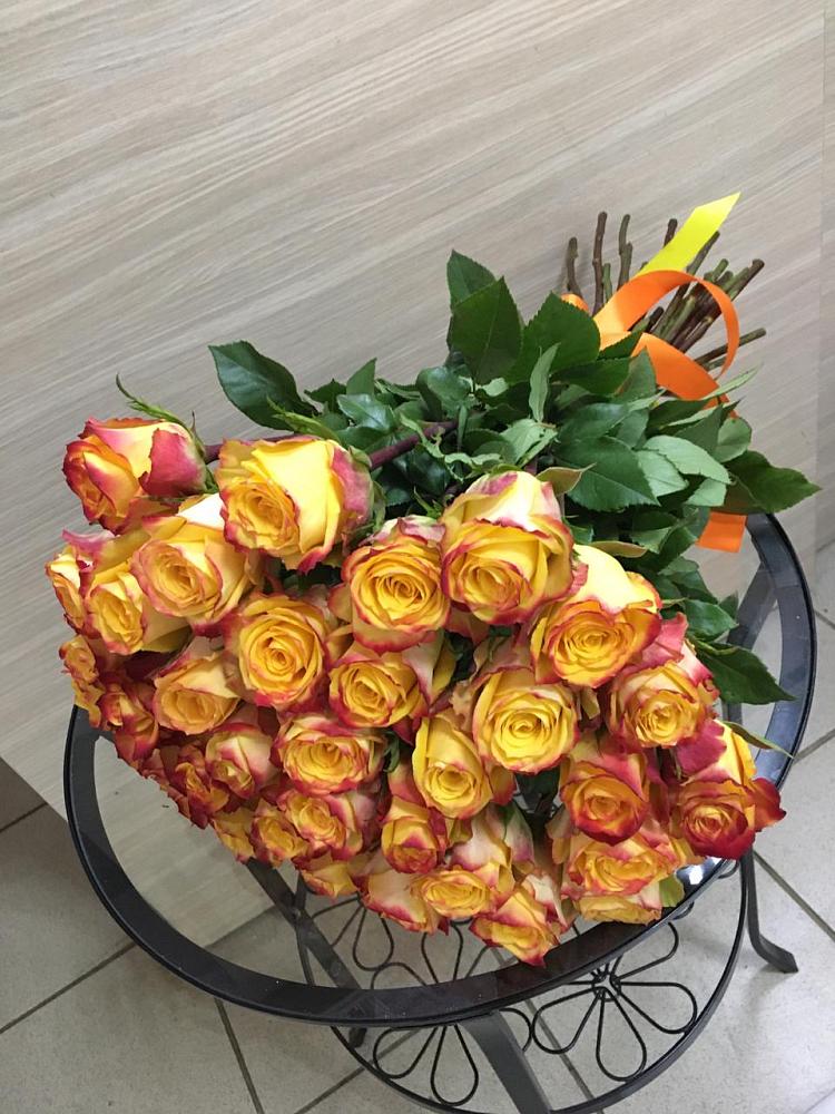 Букет Желтые розы в Дигоре