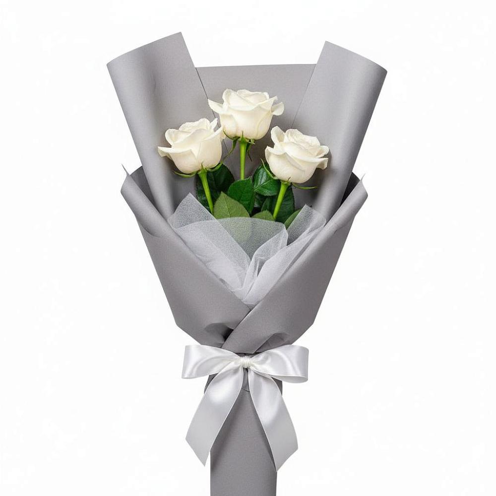 Букет 3 белые розы в Дигоре