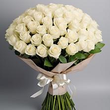 Букет 101 беля роза Белоснежка в Дигоре