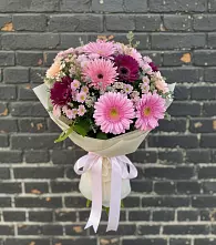 Букет цветов из:  Герберы и Хризантемы в Дигоре