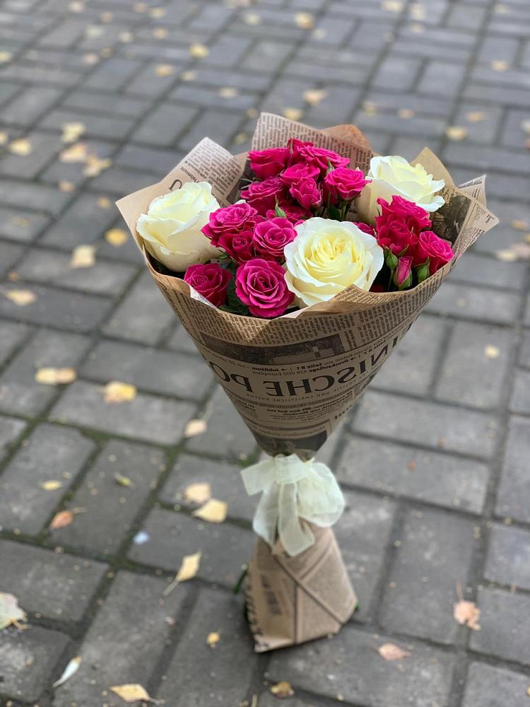 Букет цветов из: Розы в Дигоре