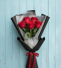 Букет цветов из:  Розы #REPLACE_PRED# Дигоре