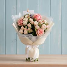 Букет цветов из:  Розы #REPLACE_PRED# Дигоре
