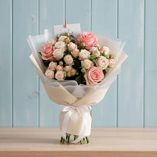 Букет цветов из:  Розы в Дигоре